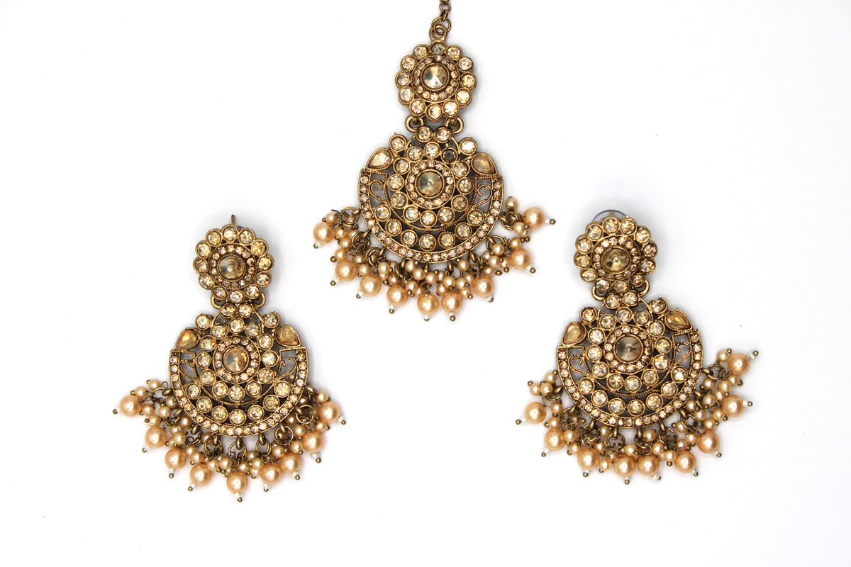 Tikka with Earrings