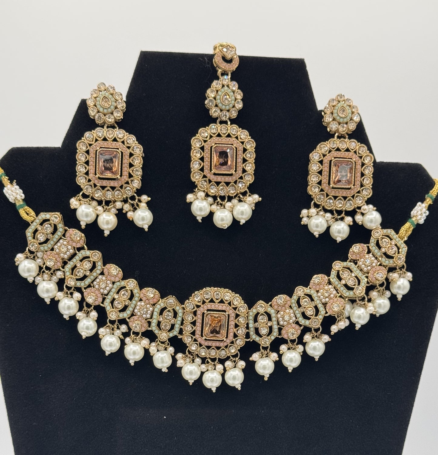 Choker set with earing and Tikka